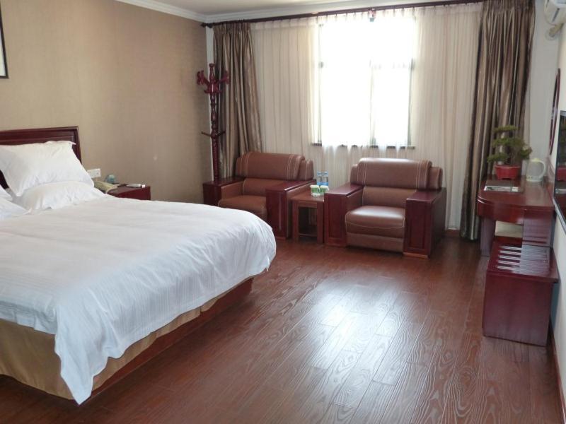 Greentree Inn Anhui Wuhu Fangte North Changjiang Road Business Hotel Esterno foto
