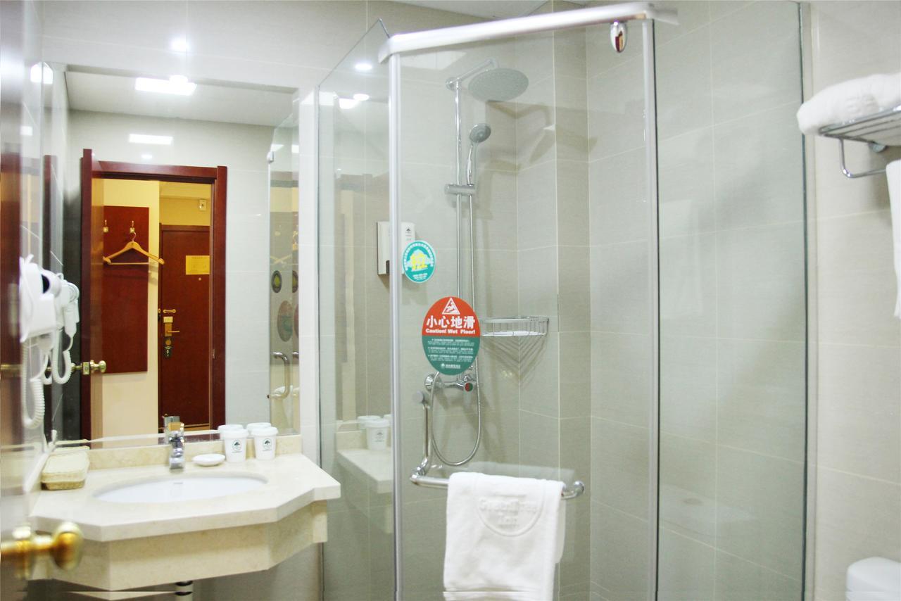 Greentree Inn Anhui Wuhu Fangte North Changjiang Road Business Hotel Esterno foto